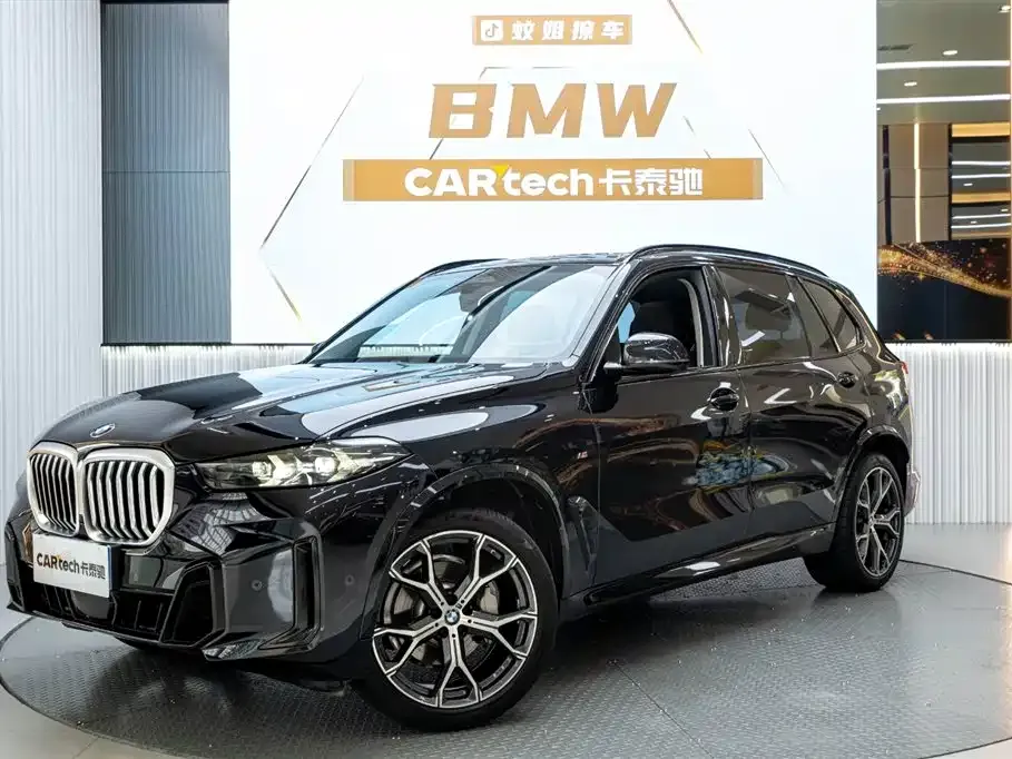 BMW X5 — фото 1