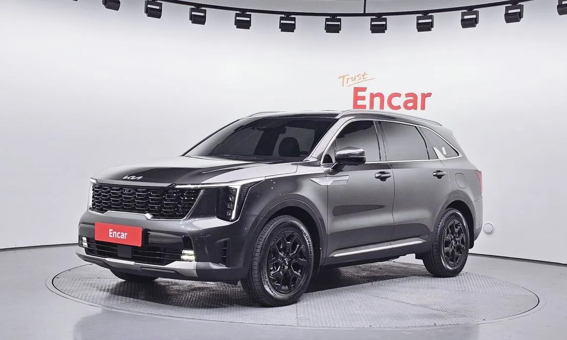 Kia Sorento — фото 1