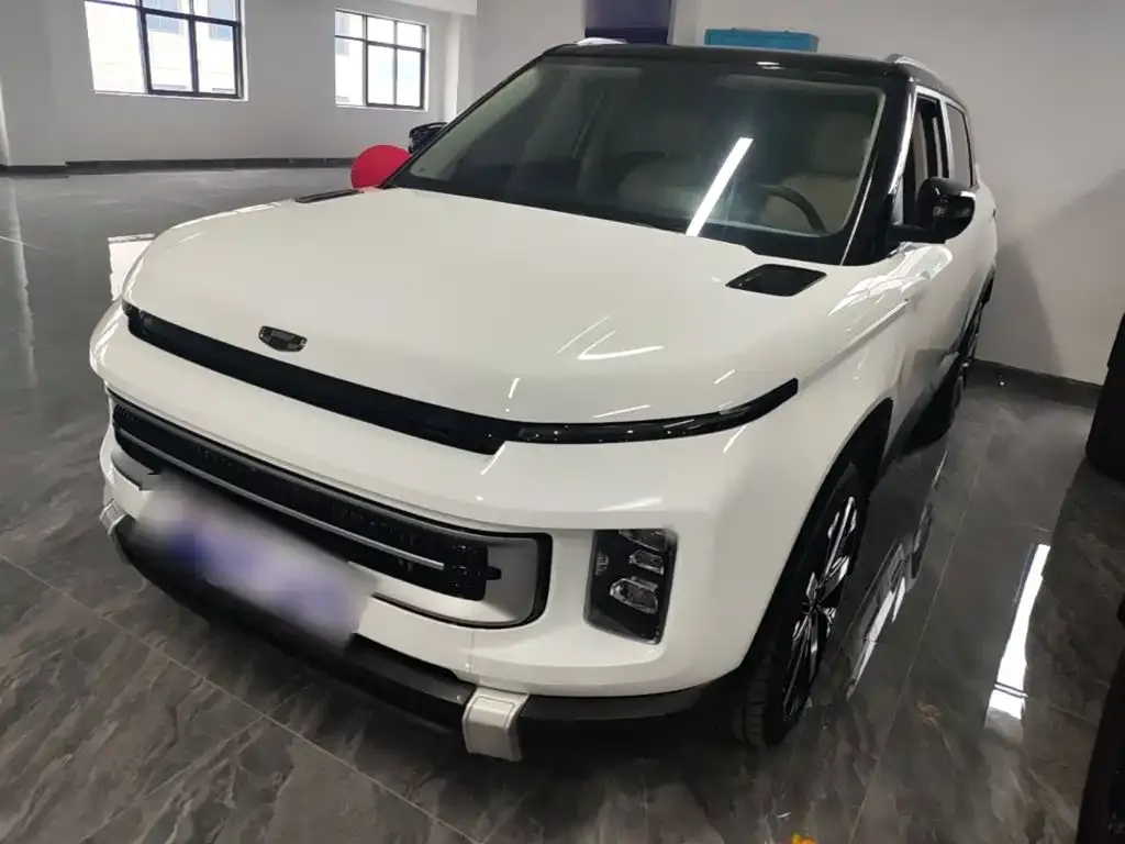 Geely Icon — фото 1