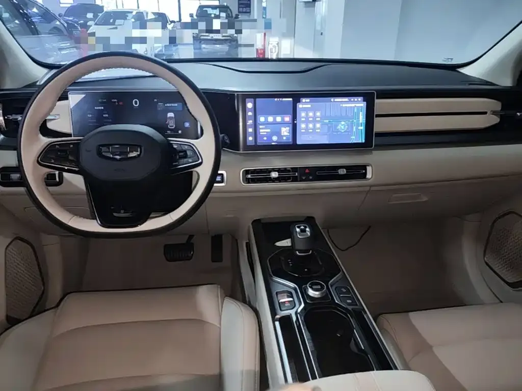 Geely Icon — фото 6