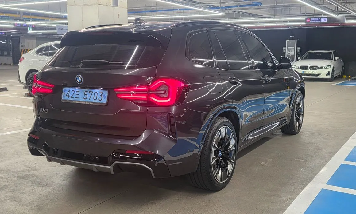 BMW iX3 — фото 2