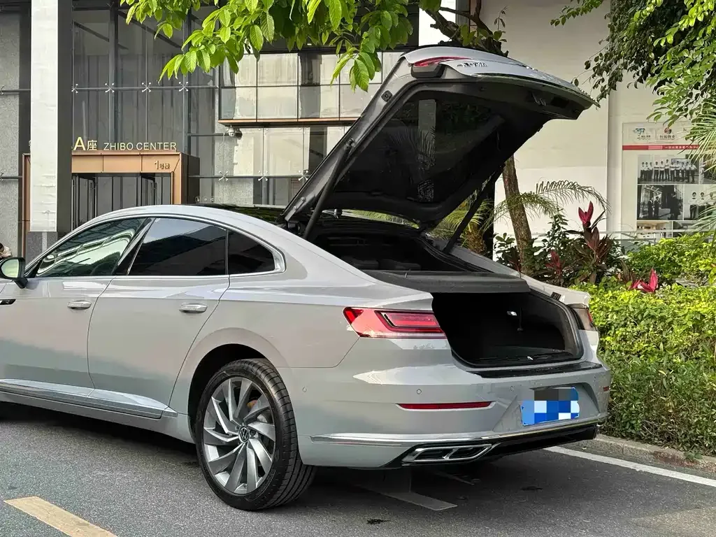 Volkswagen CC — фото 8