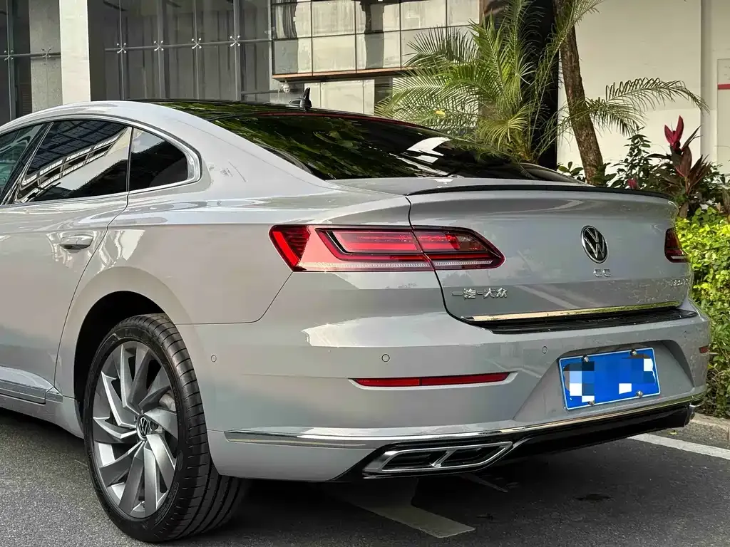 Volkswagen CC — фото 3