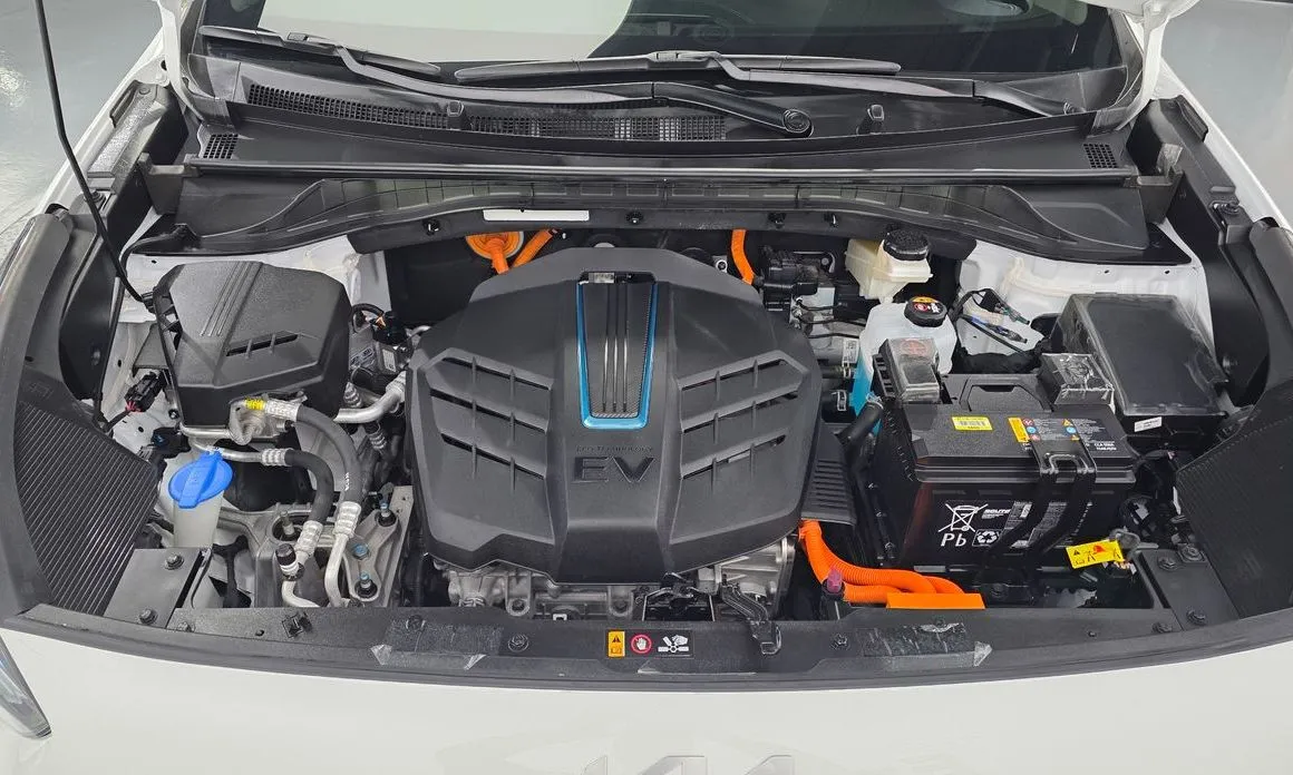Kia Niro — фото 10