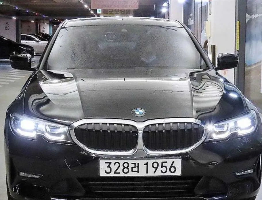 BMW 3-Series — фото 1