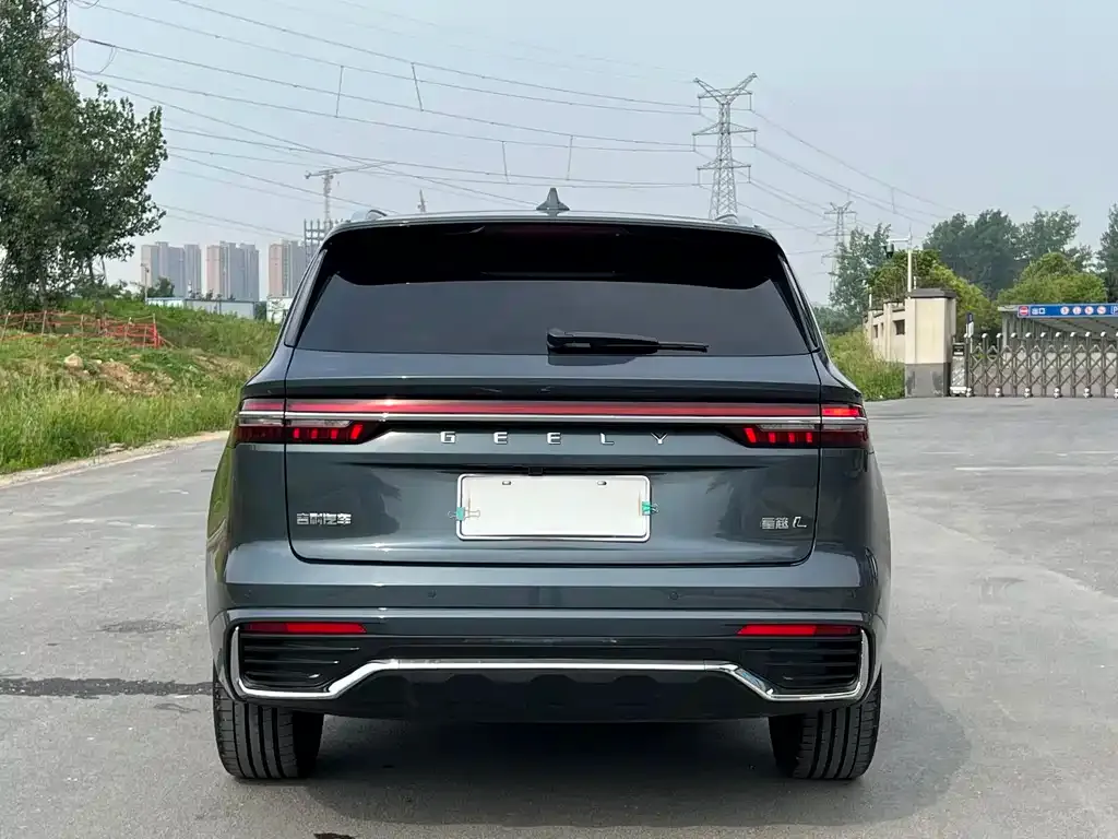 Geely Xingyue L — фото 3