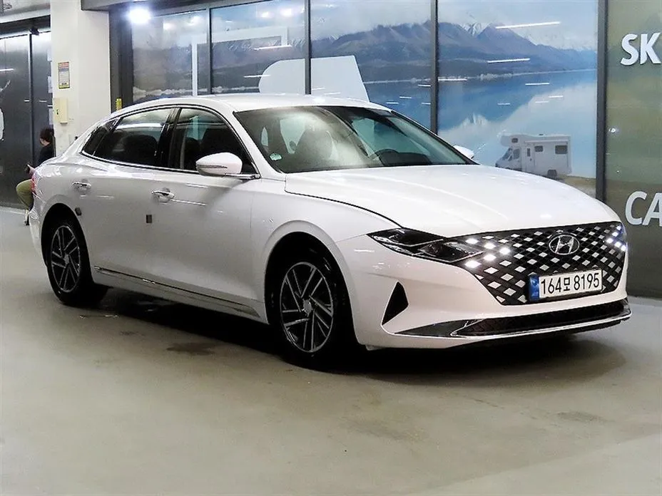 Hyundai Grandeur — фото 1