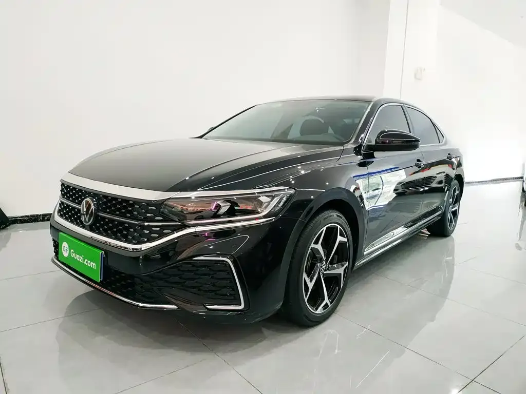 Volkswagen Passat — фото 8