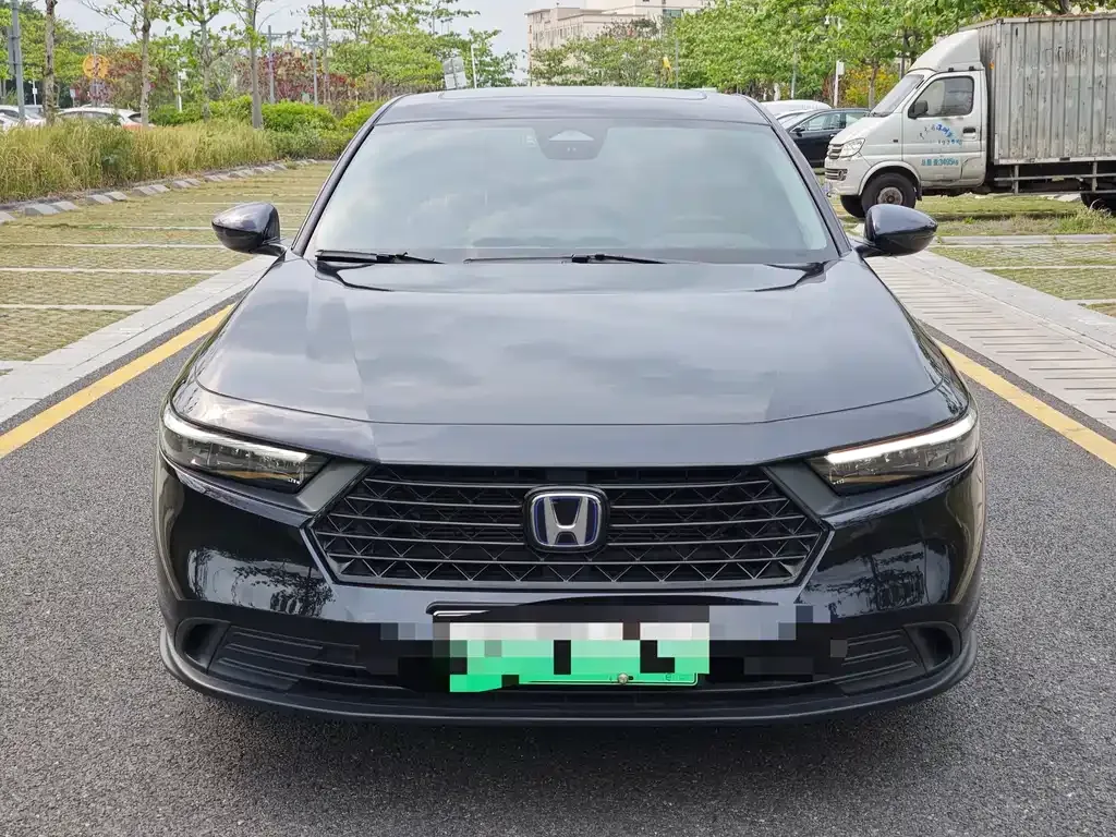 Honda Accord New Energy — фото 1