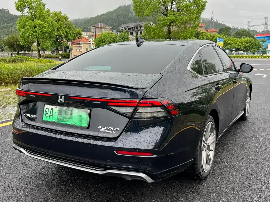 Honda Accord New Energy — фото 8