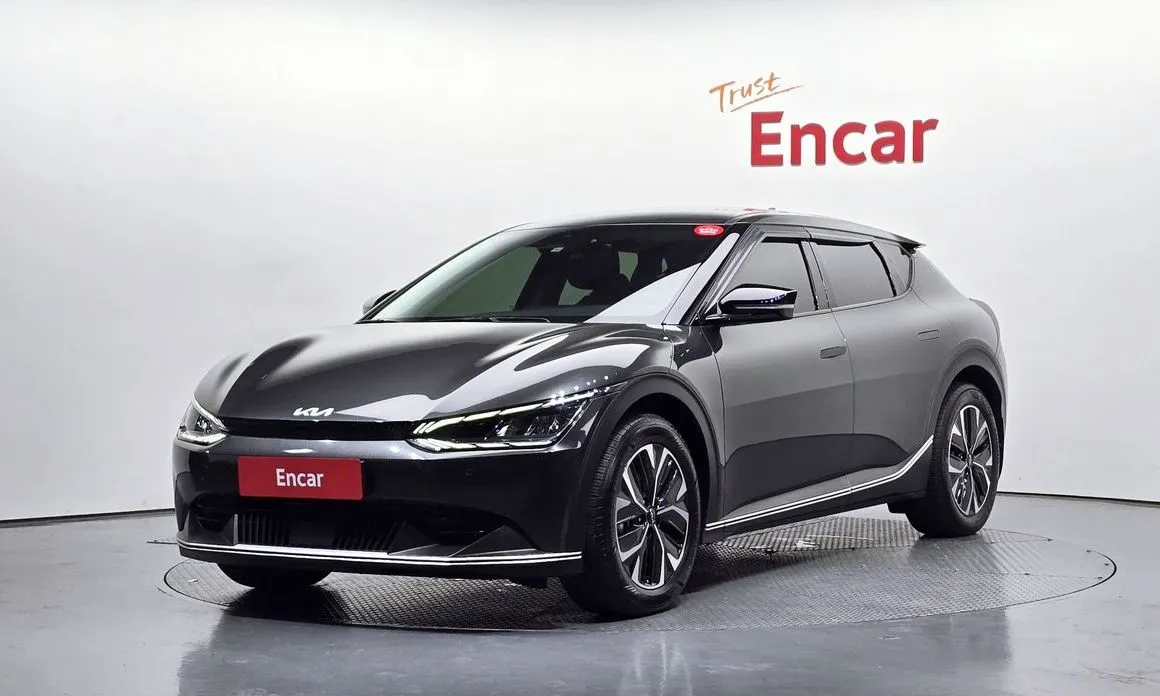 Kia EV6 — фото 1