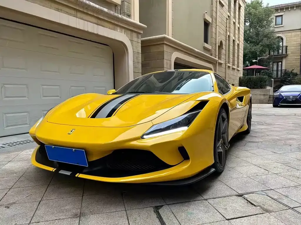 Ferrari F8 — фото 1