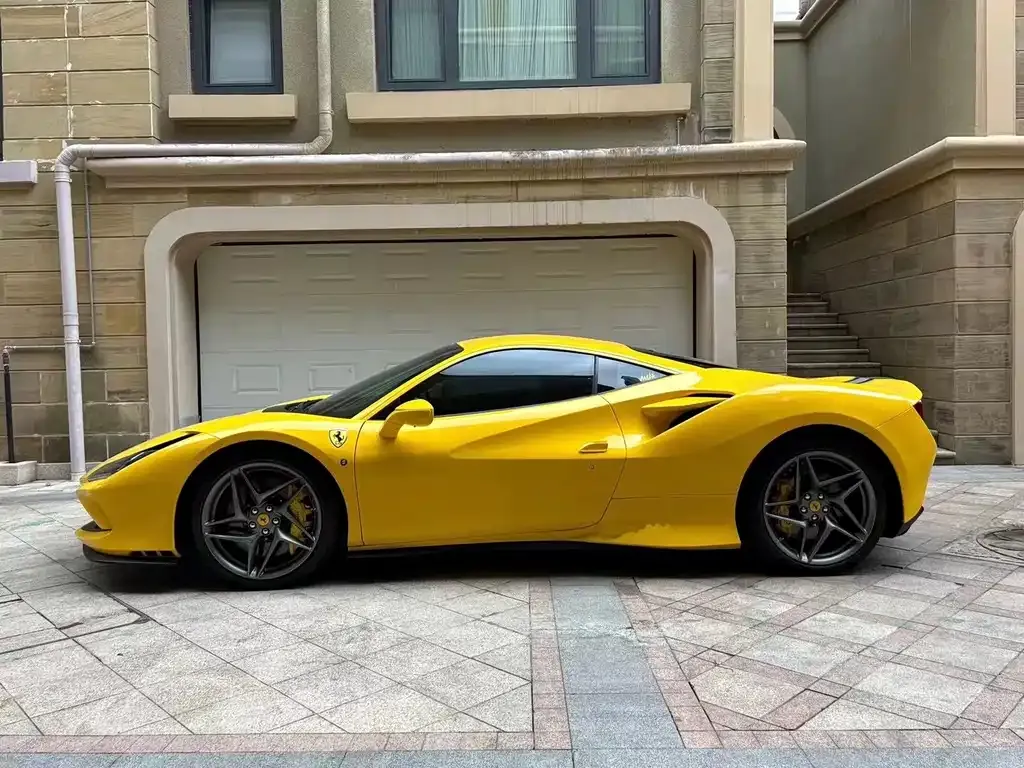 Ferrari F8 — фото 4