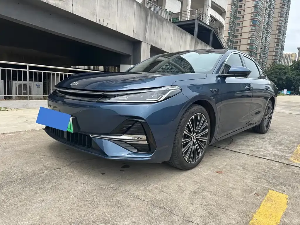 Geely 银河A7 EM — фото 1
