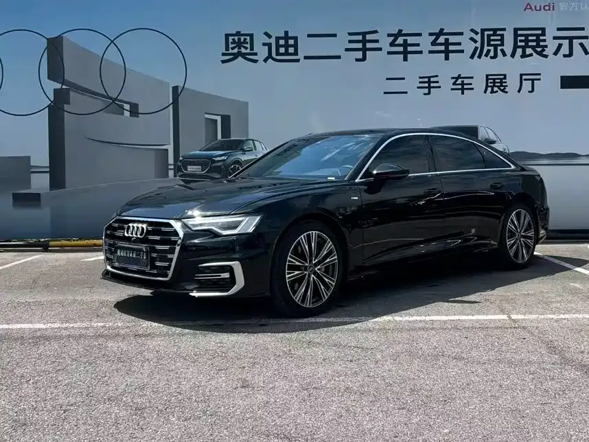 Audi A6L — фото 1