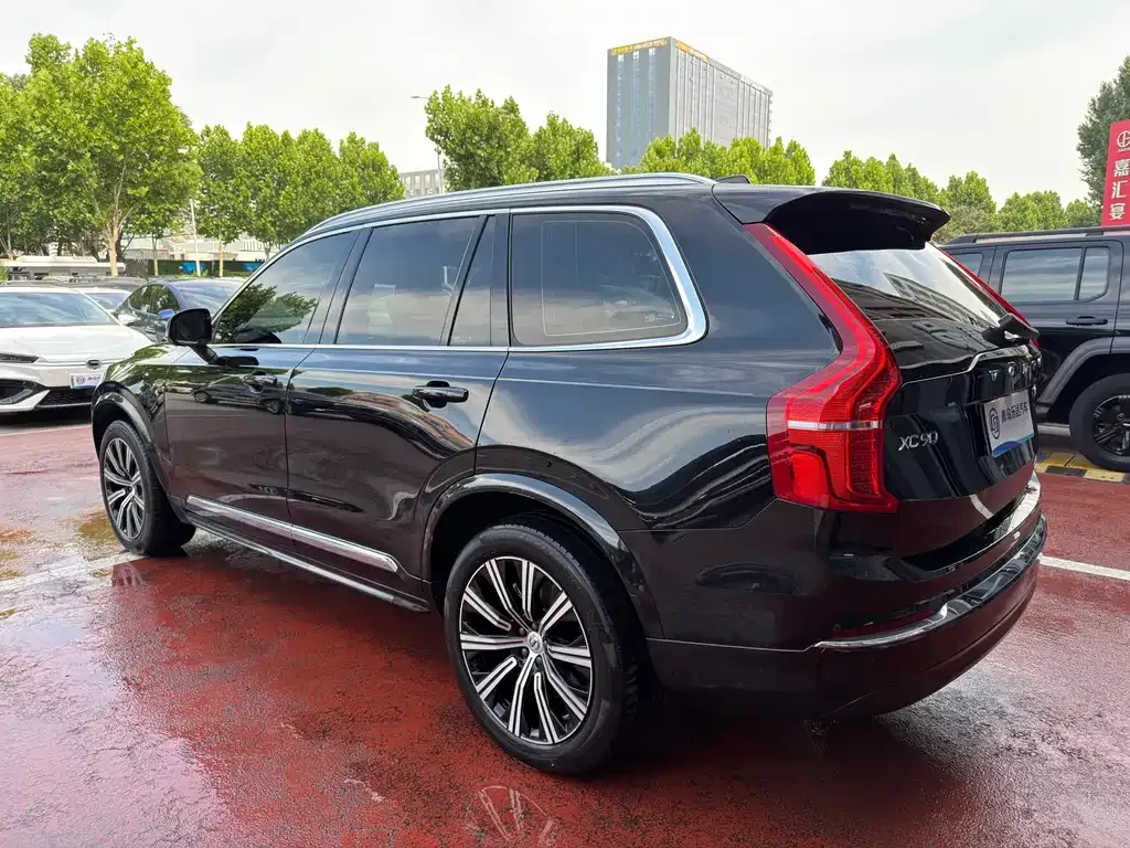 Volvo XC90 — фото 6