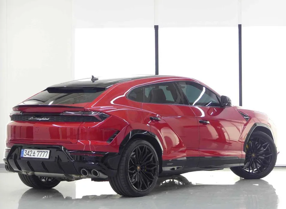 Lamborghini Urus — фото 7