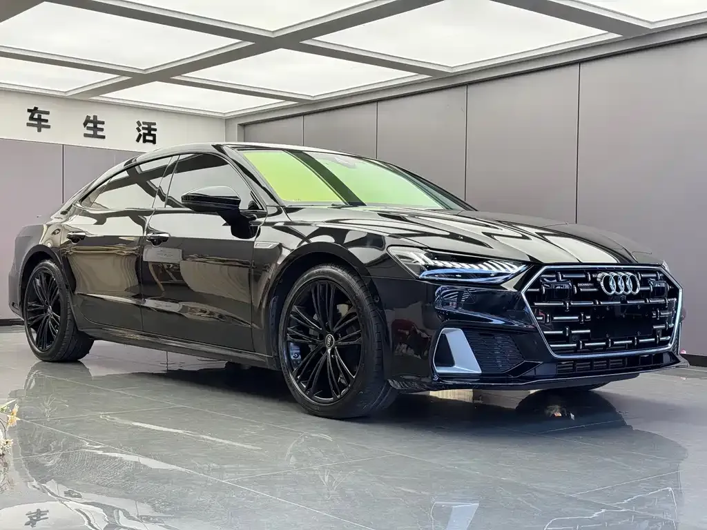 Audi A7L — фото 5