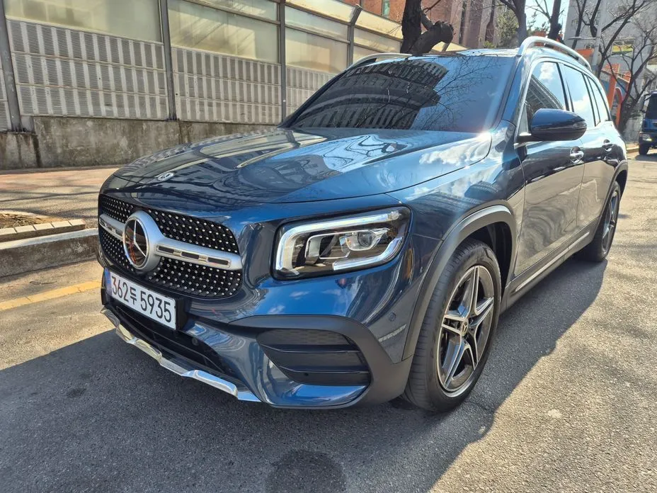 Mercedes-Benz GLB-Class — фото 1
