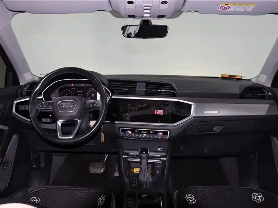 Audi Q3 — фото 3