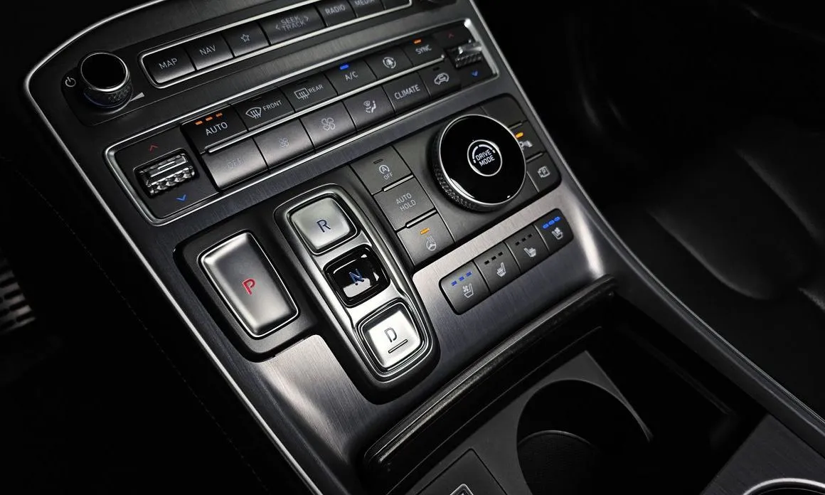 Hyundai Santafe — фото 5