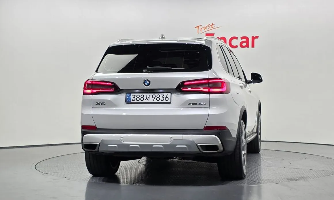 BMW X5 — фото 2