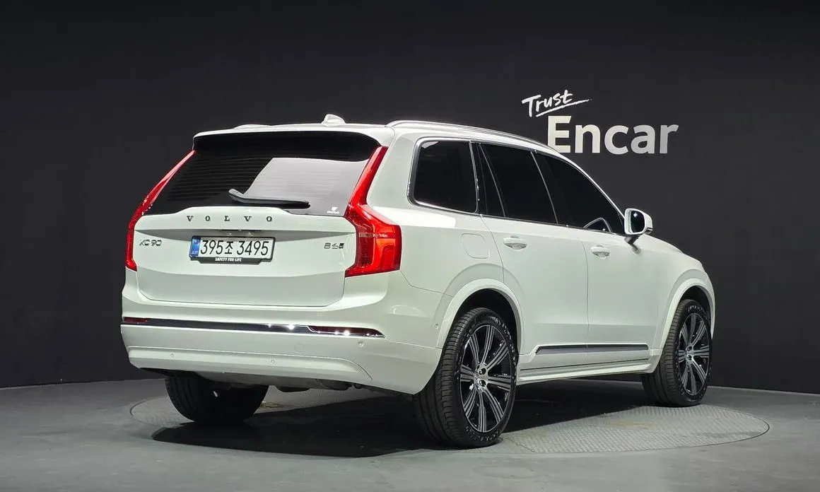 Volvo XC90 — фото 7