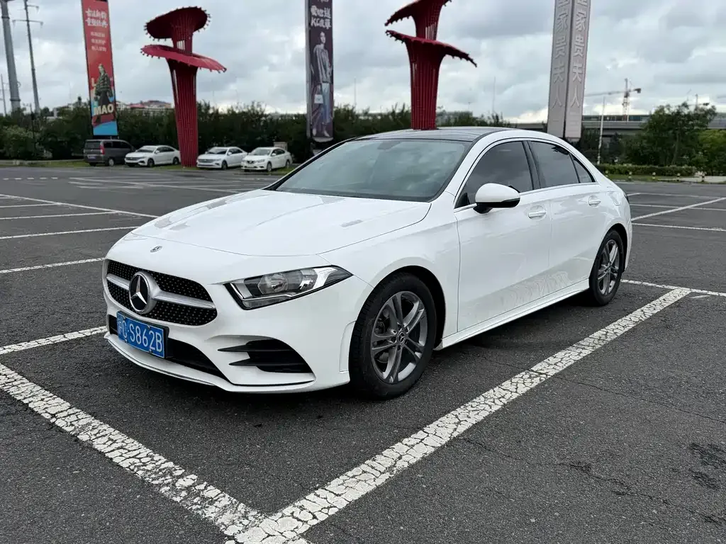 Mercedes-Benz A-Class — фото 1