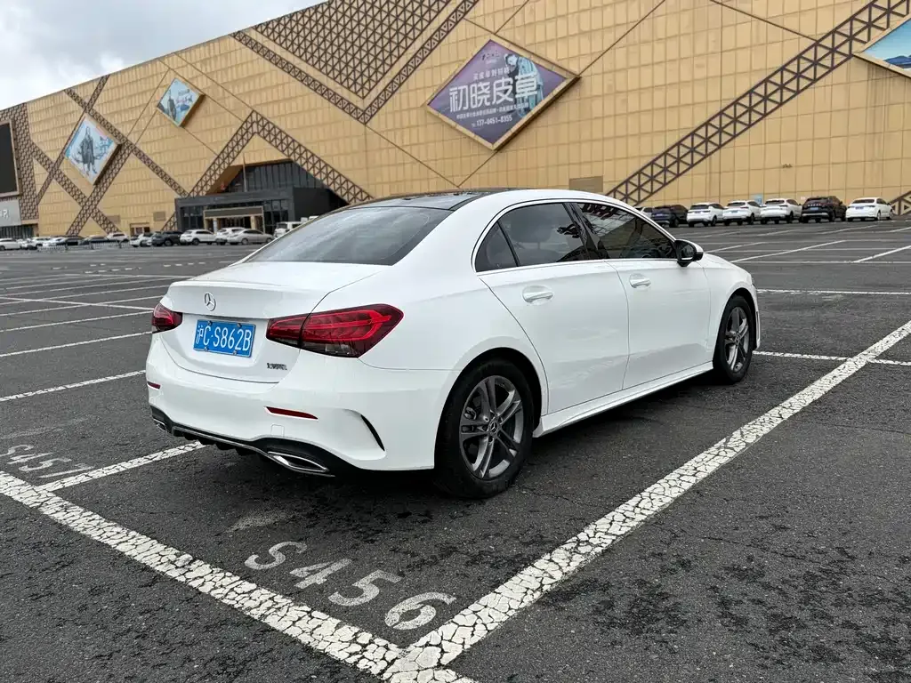 Mercedes-Benz A-Class — фото 4