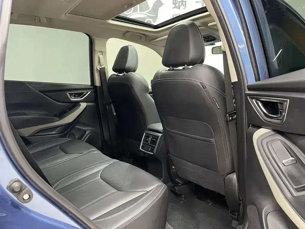 Subaru Forester — фото 5