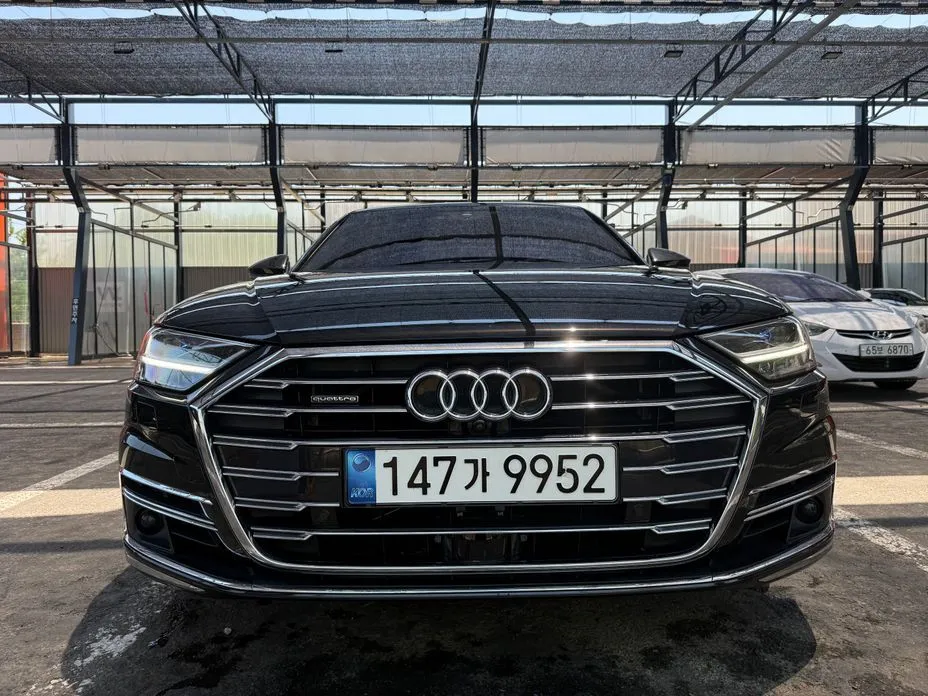 Audi A8 — фото 3