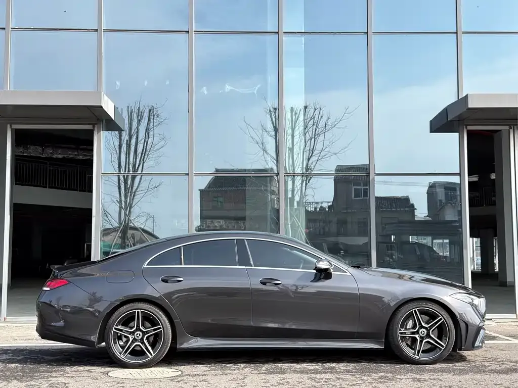 Mercedes-Benz CLS — фото 6