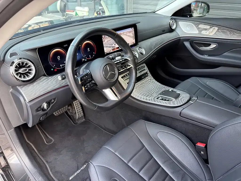 Mercedes-Benz CLS — фото 2