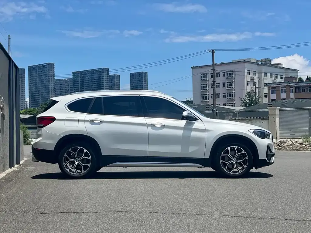 BMW X1 — фото 4