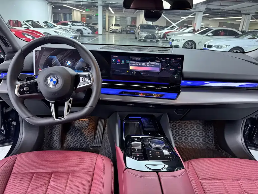 BMW 5 Series — фото 10