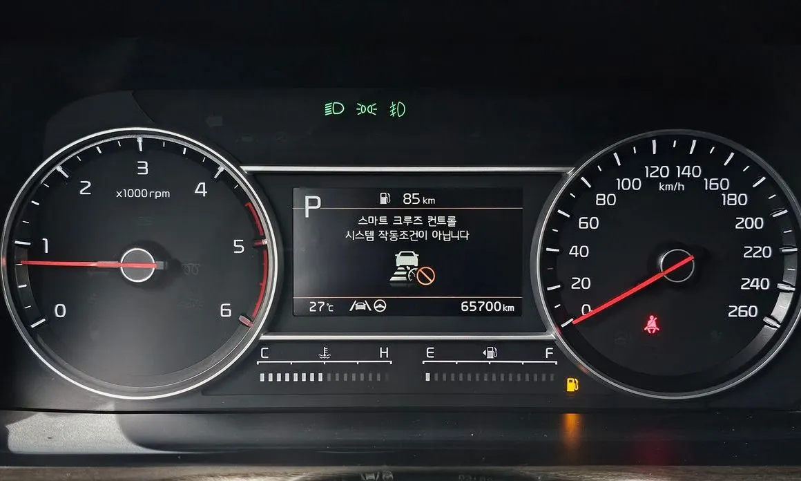 Kia Sorento — фото 6