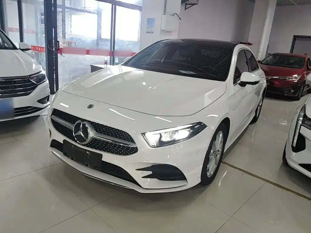 Mercedes-Benz A-Class — фото 1