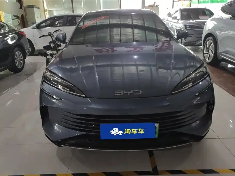 BYD Seal — фото 3