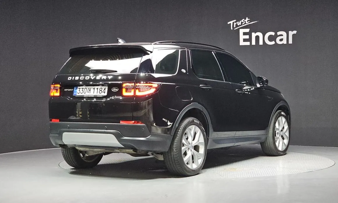 Land Rover Discovery Sport — фото 2