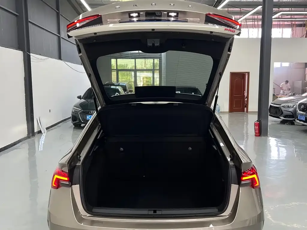 Skoda Octavia — фото 4