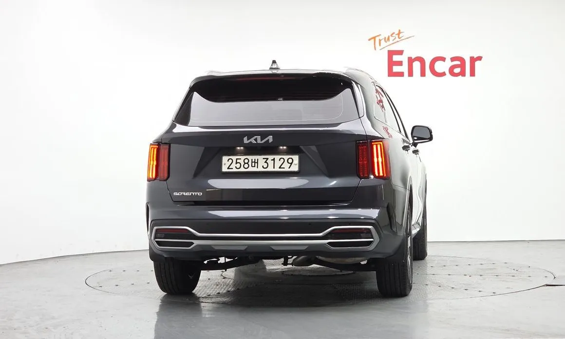 Kia Sorento — фото 4