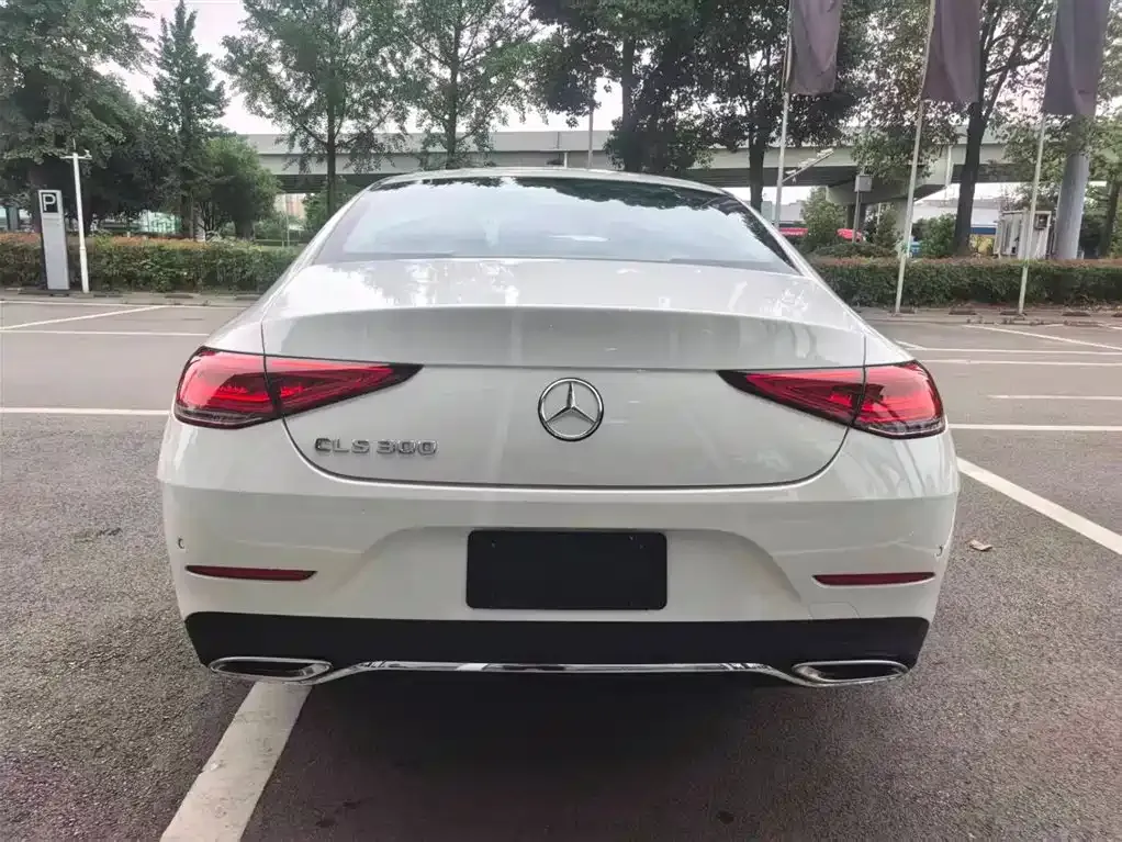Mercedes-Benz CLS — фото 5