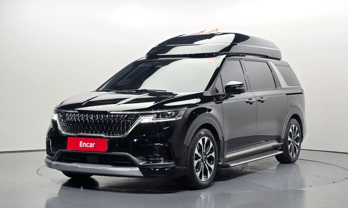 Kia Carnival — фото 1