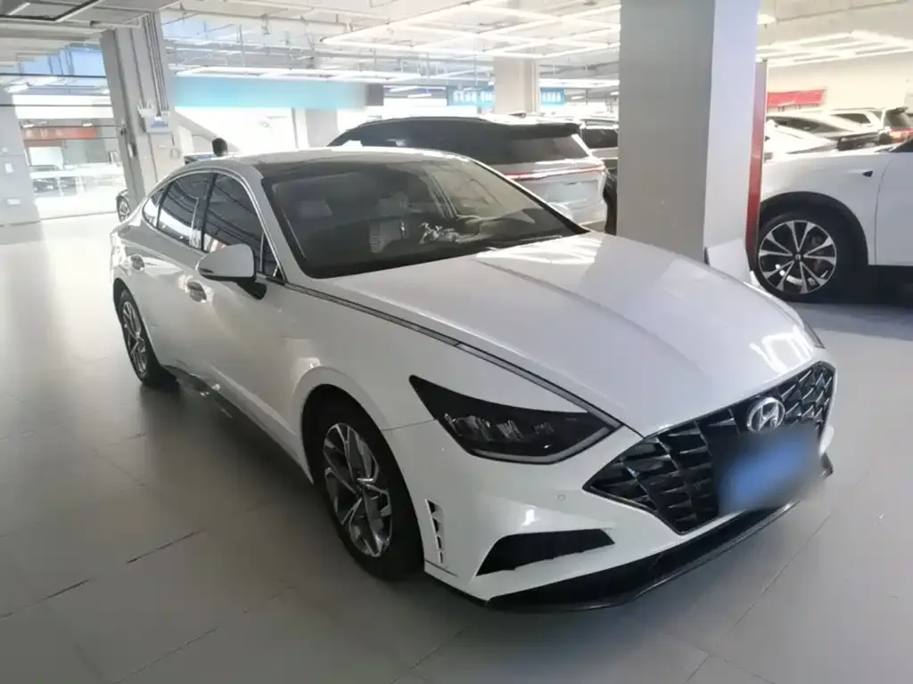 Hyundai Sonata — фото 6