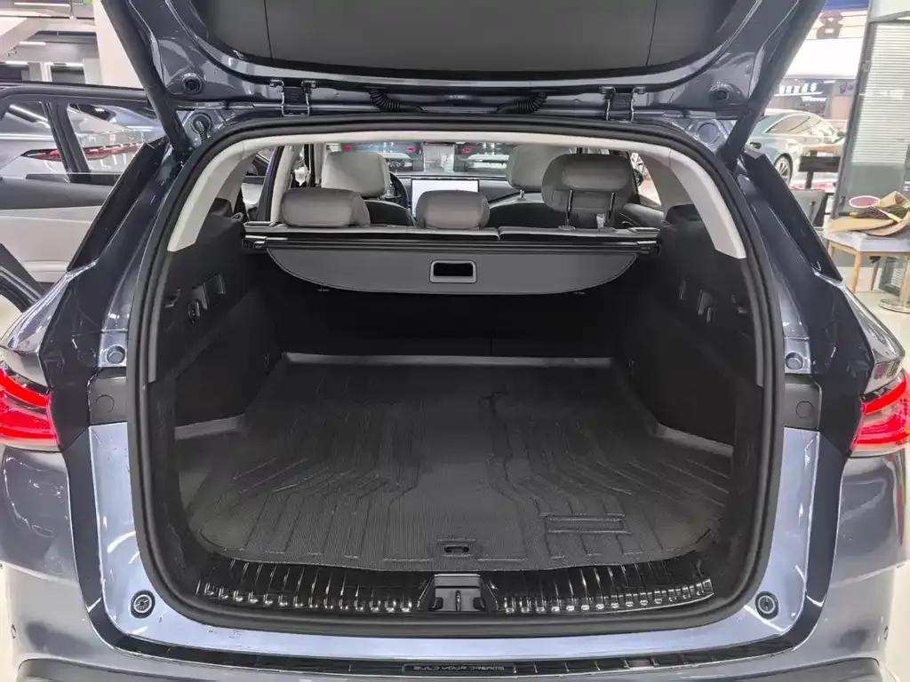 BYD Seal 06 DM-i Touring — фото 8
