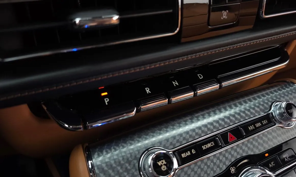 Lincoln Aviator — фото 4