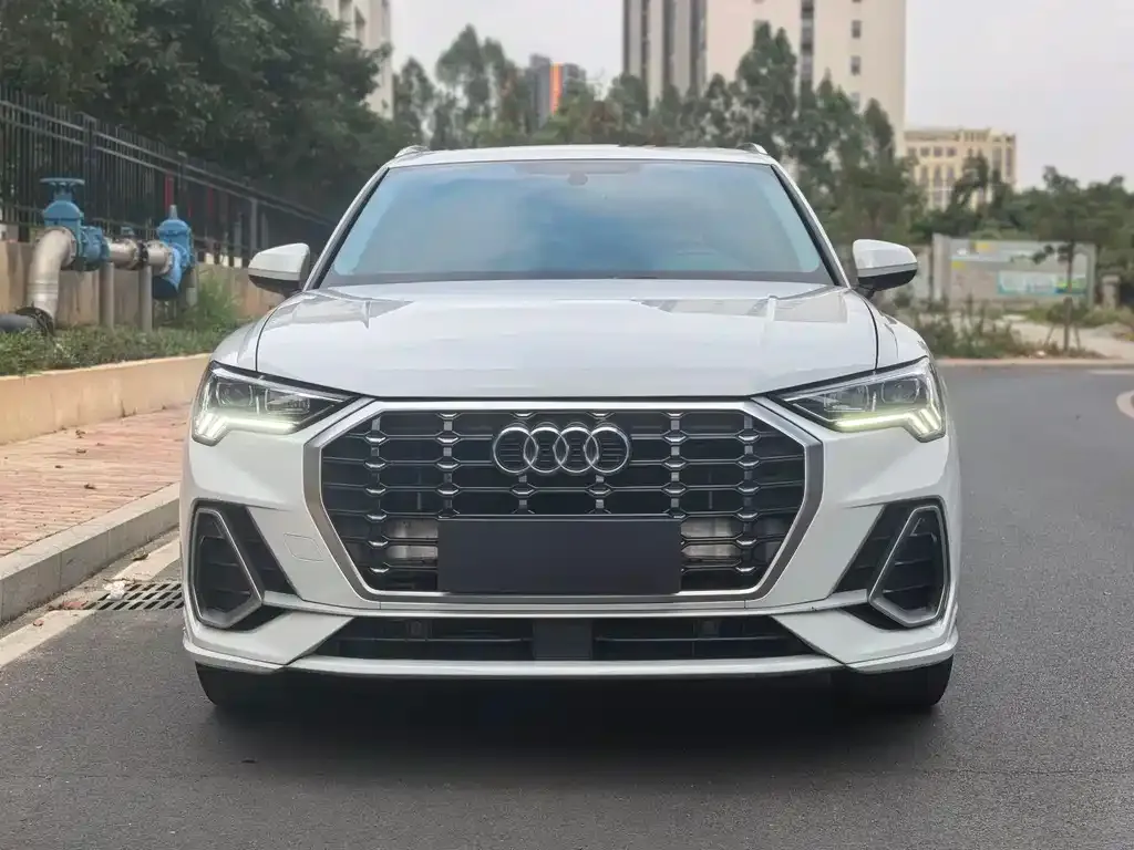 Audi Q3 — фото 5