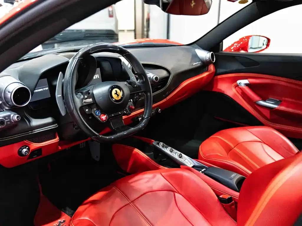 Ferrari F8 — фото 6
