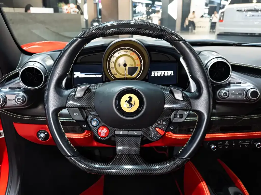 Ferrari F8 — фото 5