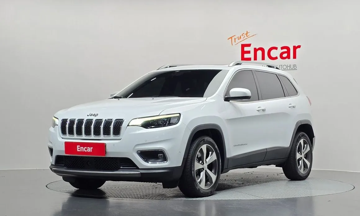 Jeep Cherokee — фото 1